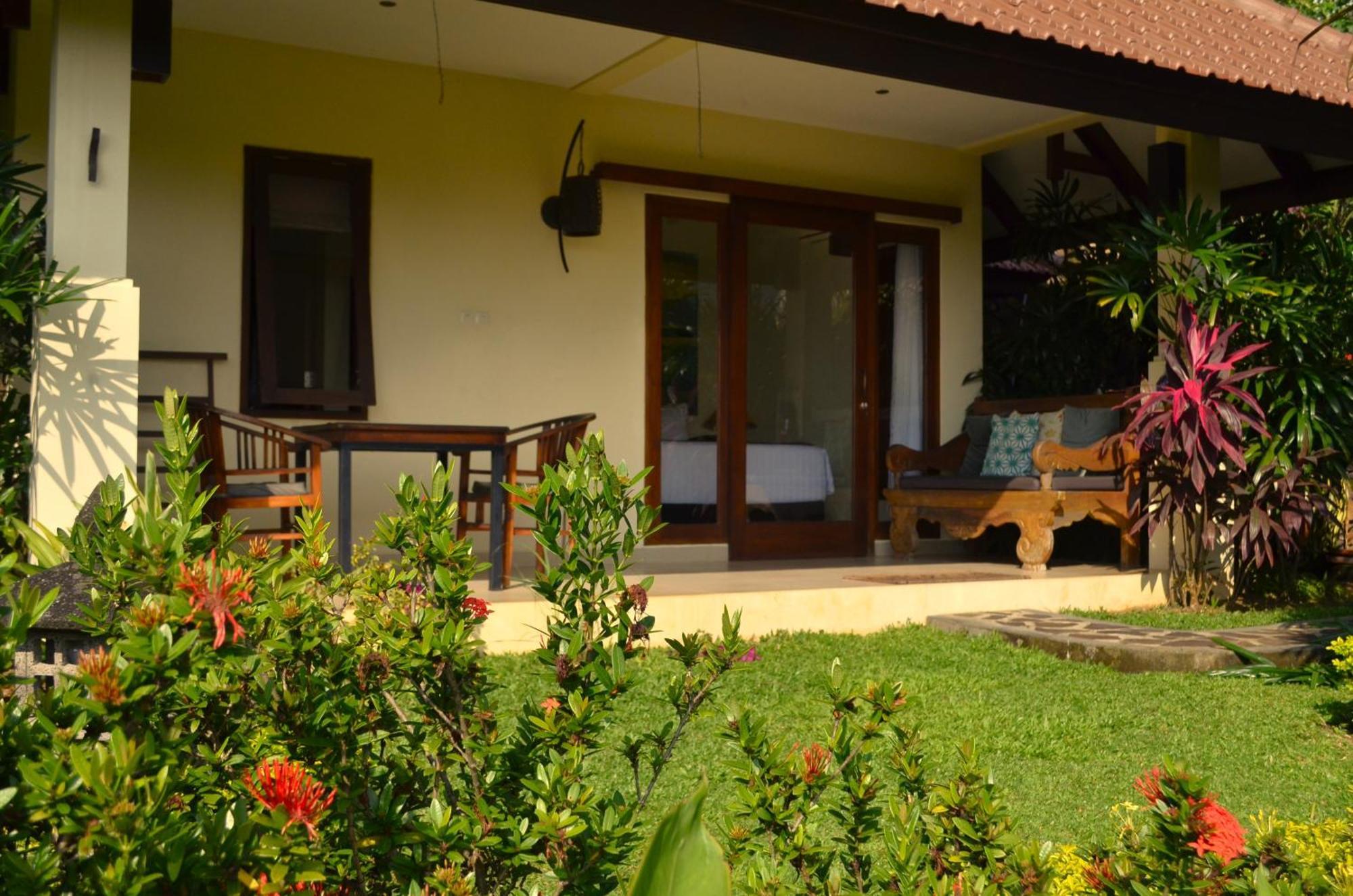 Alamanda Lovina Resort מראה חיצוני תמונה