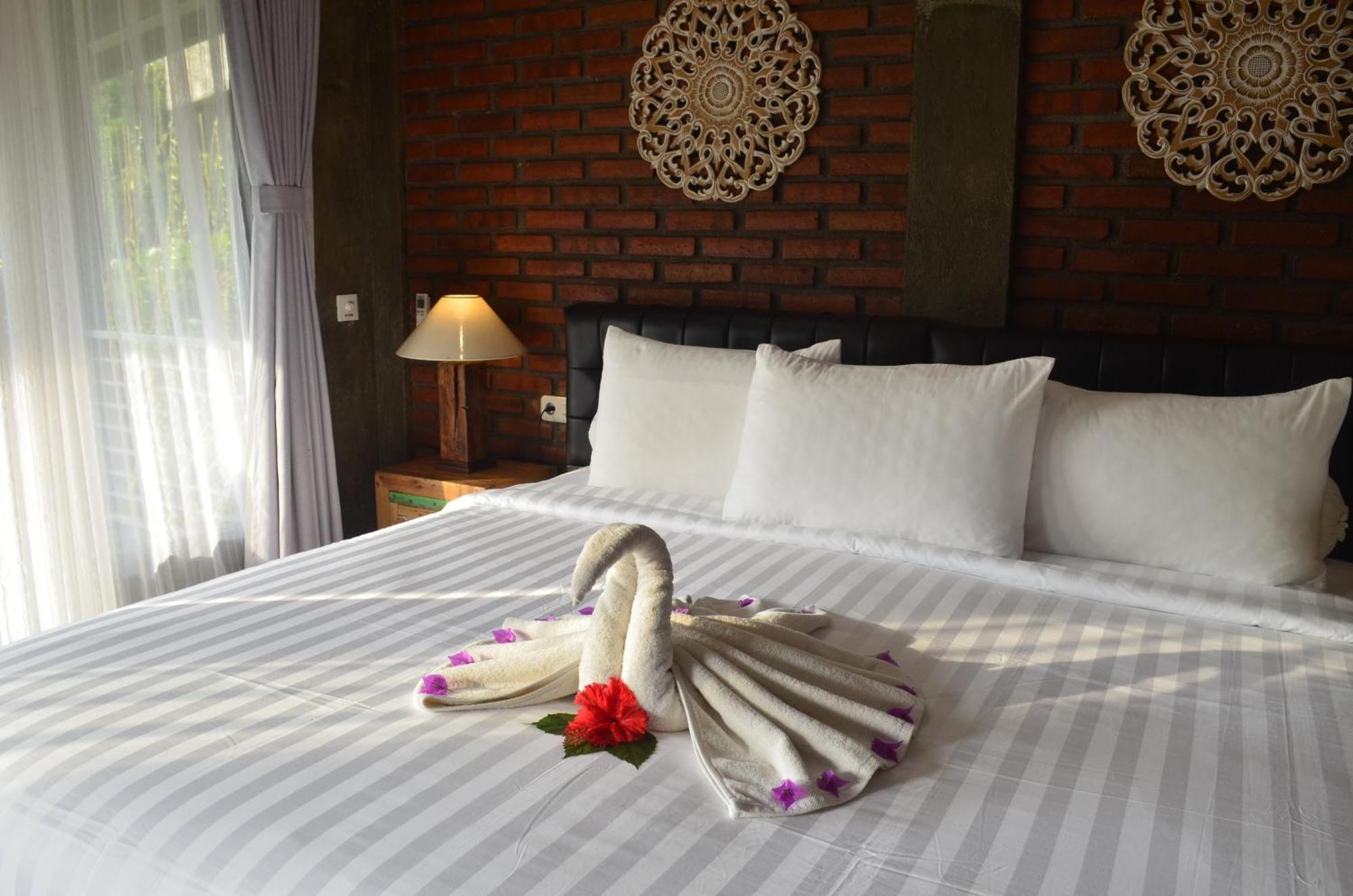 Alamanda Lovina Resort מראה חיצוני תמונה